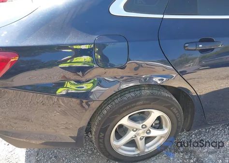 2018 Chevrolet Malibu 1Ls z USA, uszkodzony, nr VIN 1G1ZB5STXJF177958